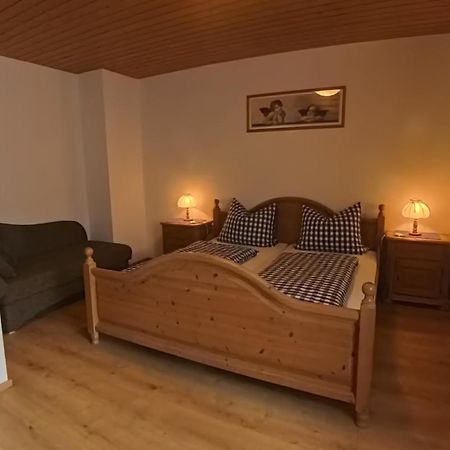 Ferienwohnung Rita Halser リーデンブルク エクステリア 写真